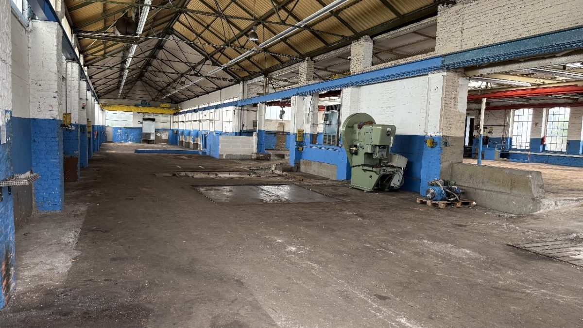 JA, zur Gewerbeliegenschaft mit Produktions-/Lagerfläche und Büro in Solingen – Bild: 23221