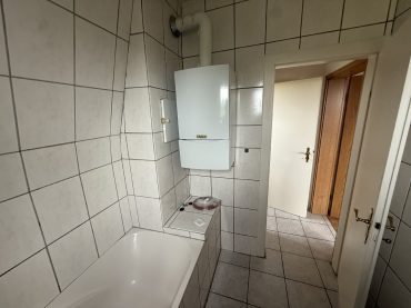 Ja, zur gepflegten 3-Zimmer-Wohnung mit Carport und Gartennutzung in der Solinger-Südstadt! – Bild: 23193