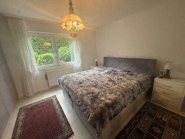 JA, zur 2-Zimmer-Eigentumswohnung mit Balkon und Stellplatz in ruhiger Lage von Solingen-Mitte! – Bild: 23357