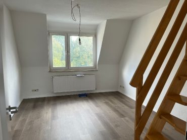 JA, zur frisch renovierten 3-Zimmer-Wohnung in zentraler Lage von Solingen-Mitte! – Bild: 23333