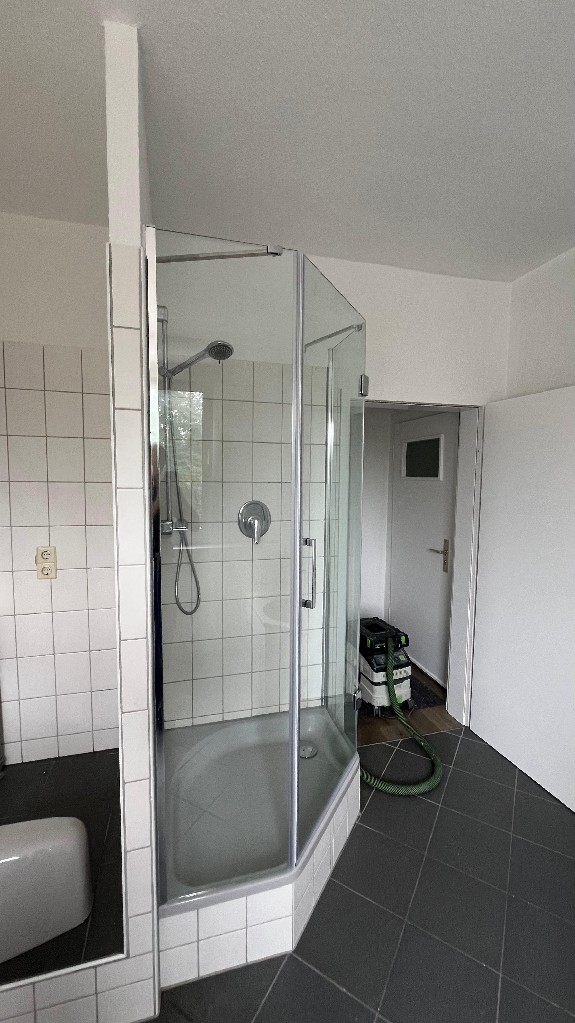 JA, zur frisch renovierten 3-Zimmer-Wohnung in zentraler Lage von Solingen-Mitte! – Bild: 23338