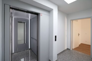Neubauerstbezug! Penthouse mit Dachterrassen und Stellplatz in der Solinger-Südstadt! – Bild: 24036