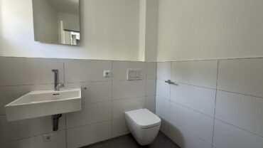 JA, zur voll modernisierten Bürofläche in zentraler Lage von Solingen-Ohligs – Bild: 23988