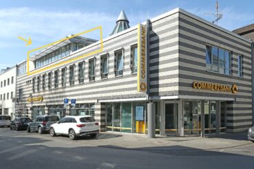 JA, zur voll modernisierten Bürofläche in zentraler Lage von Solingen-Ohligs – Bild: 23989