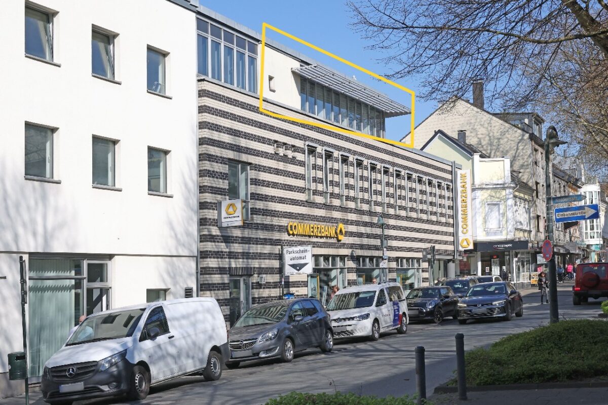 JA, zur voll modernisierten Bürofläche in zentraler Lage von Solingen-Ohligs – Bild: 23990