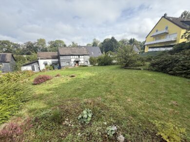 JA, zur Penthouse-Alternative mit Garage, Außenstellplätzen und Garten … OHNE Käuferprovision! – Bild: 23278