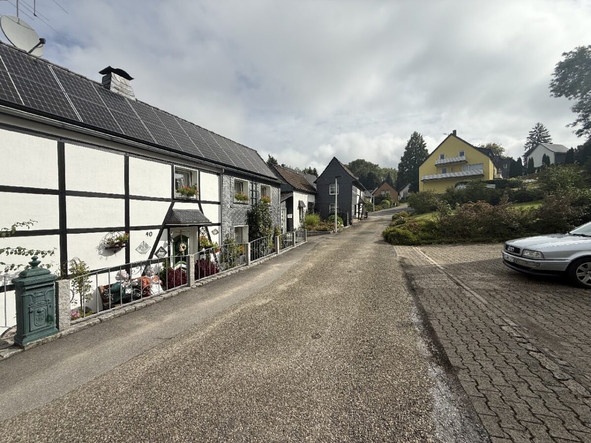 JA, zum attraktiven Baugrundstück in ruhiger Lage von Solingen-Widdert! – Bild: 24122