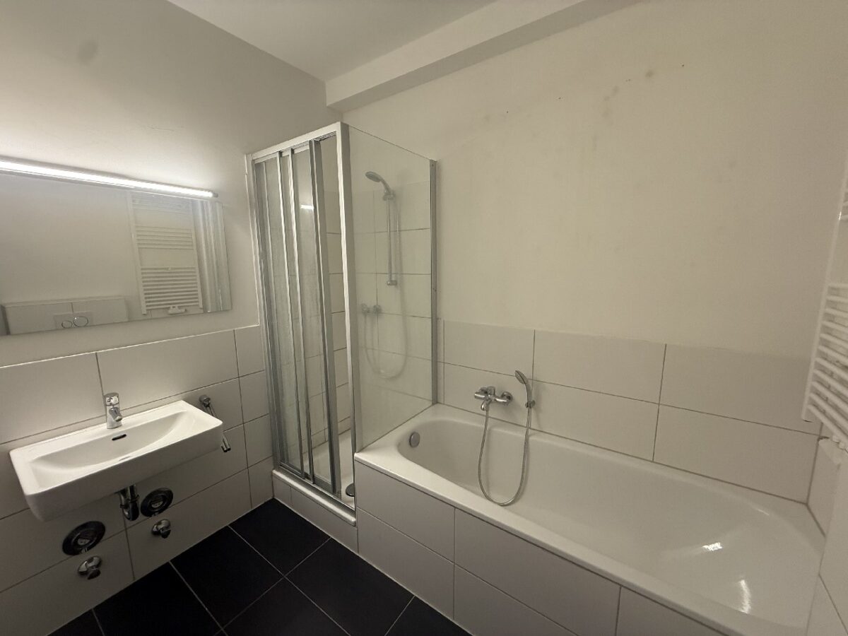 JA, zur neuwertigen und extravaganten-Galeriewohnung mit Terrasse und Stellplatz in Solingen-Ohligs! – Bild: 23917