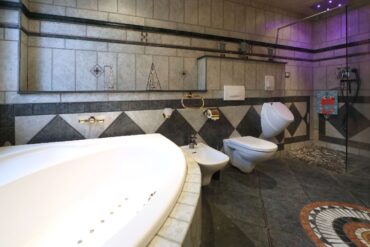 JA, zum neuwertigen Einfamilienhaus mit Einlieger/ Büro, Garage und Carport in Solingen-Ohligs! – Bild: 24140