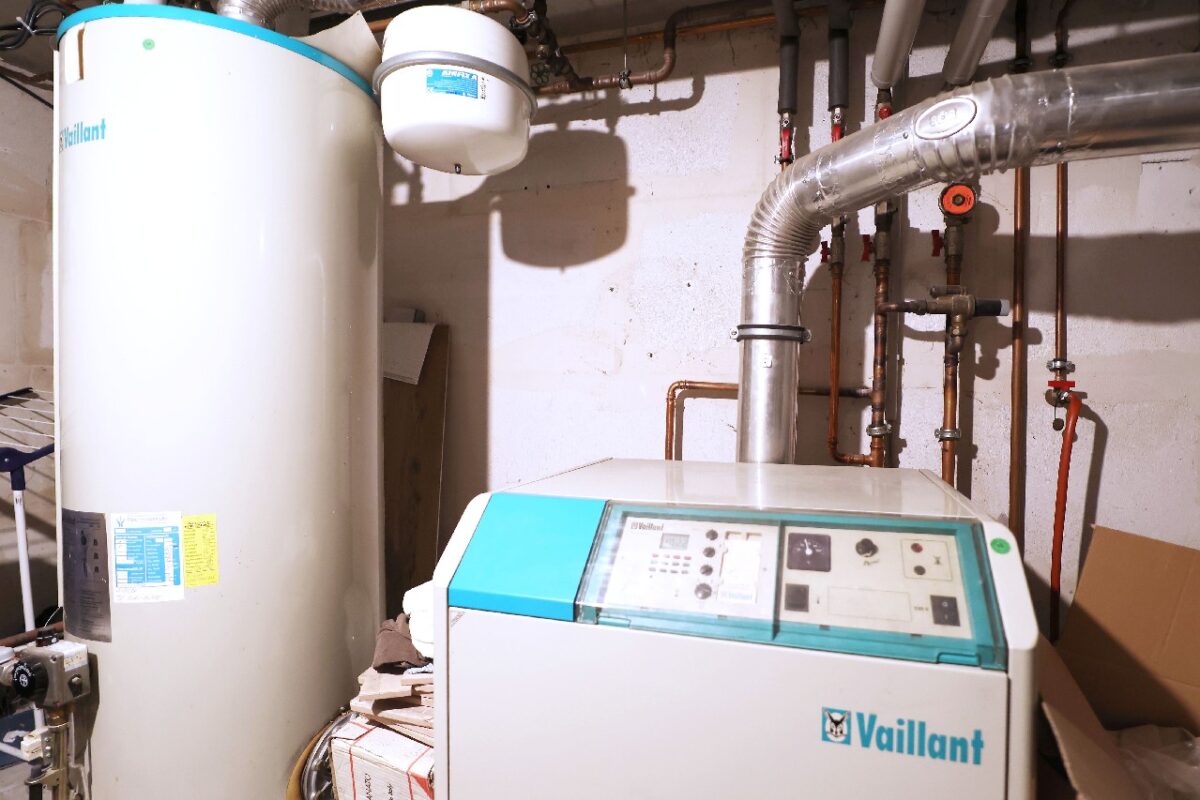 JA, zum neuwertigen Einfamilienhaus mit Einlieger/ Büro, Garage und Carport in Solingen-Ohligs! – Bild: 24164