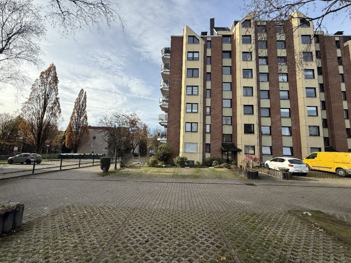 Gepflegtes 1-Raum-Appartement mit Stellplatz in ruhiger Lage von Solingen  Nähe Klinikum! – Bild: 24050