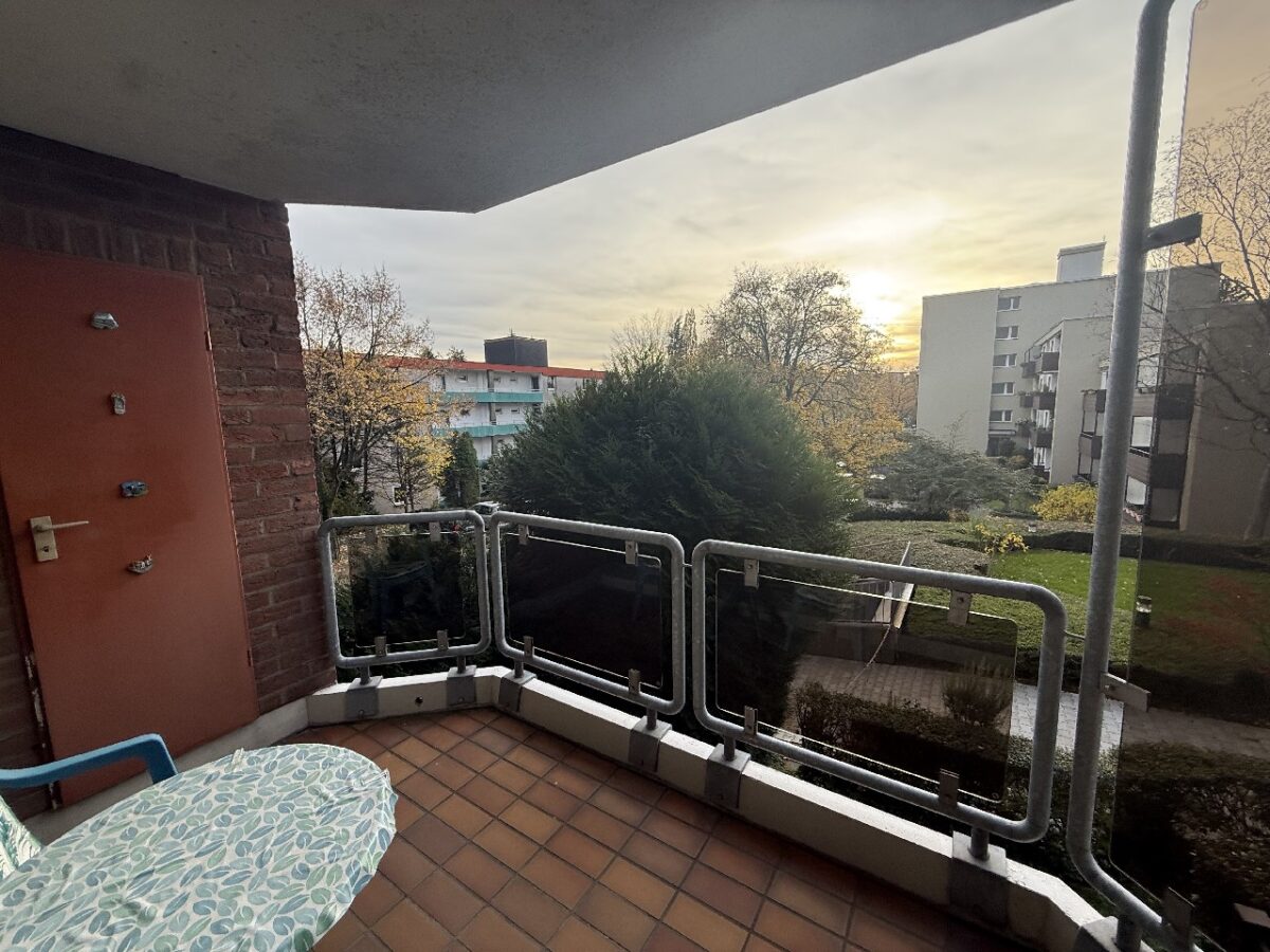 Gepflegtes 1-Raum-Appartement mit Stellplatz in ruhiger Lage von Solingen  Nähe Klinikum! – Bild: 24053