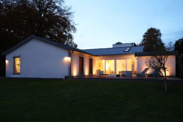 JA, zur Penthouse-Alternative mit Garage, Außenstellplätzen und Garten … OHNE Käuferprovision! – Bild: 24064