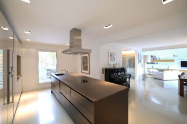 JA, zur Penthouse-Alternative mit Garage, Außenstellplätzen und Garten … OHNE Käuferprovision! – Bild: 24086