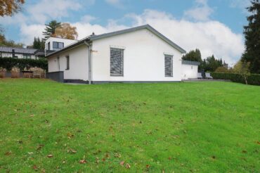 JA, zur Penthouse-Alternative mit Garage, Außenstellplätzen und Garten … OHNE Käuferprovision! – Bild: 24066