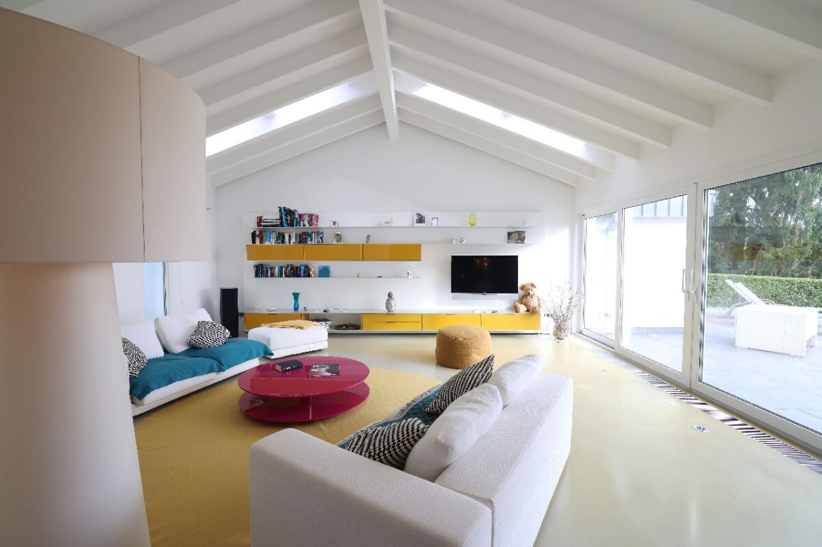 JA, zur Penthouse-Alternative mit Garage, Außenstellplätzen und Garten … OHNE Käuferprovision! – Bild: 24082